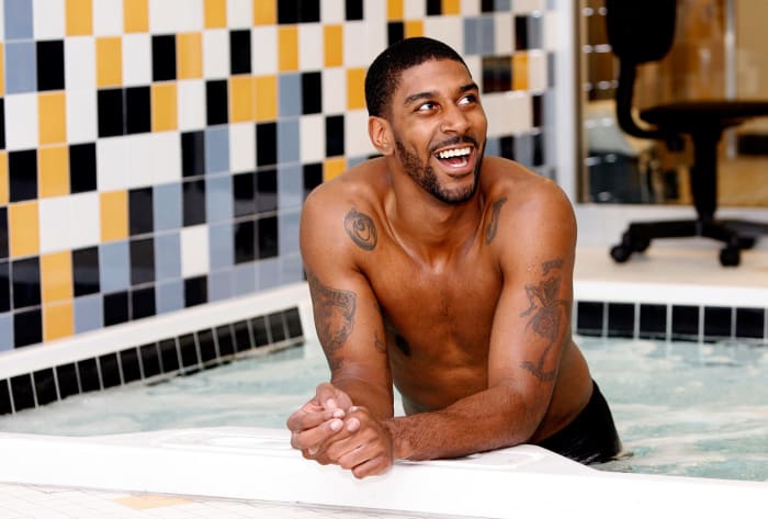 2008-OJ-Mayo-hot-tub.jpg